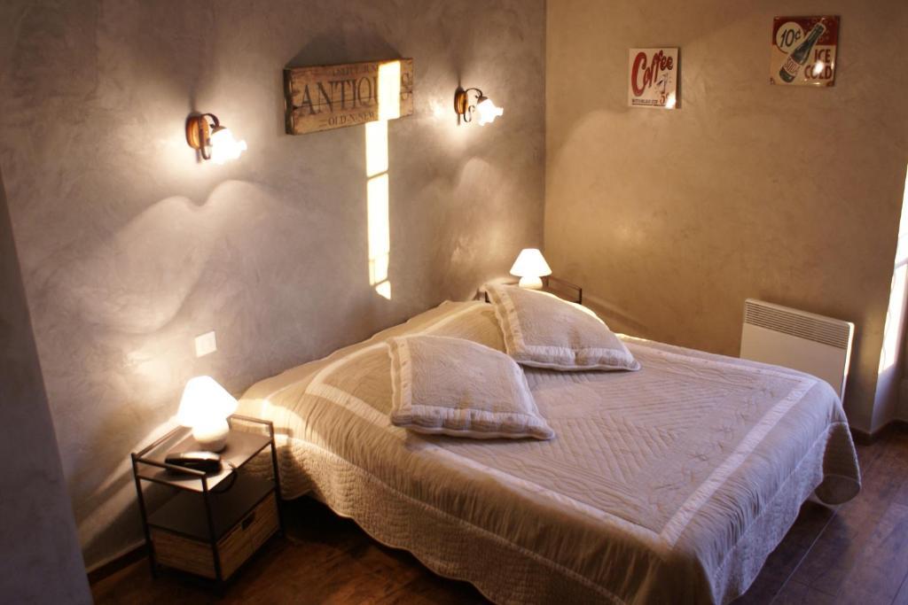 Le Crillon Hotell Murs  Rom bilde