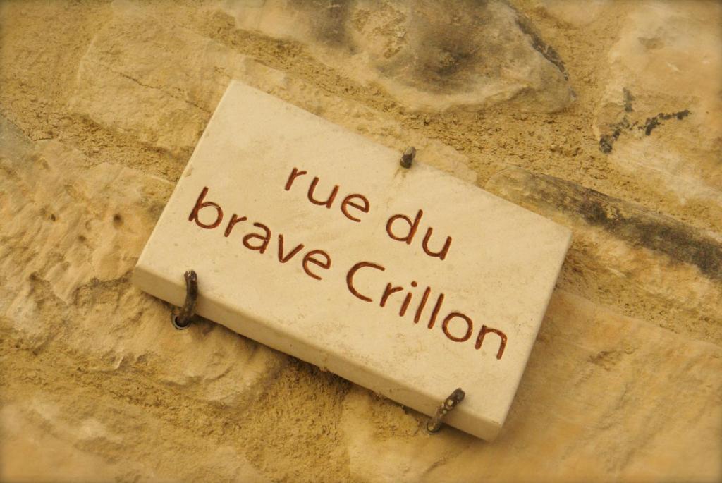 Le Crillon Hotell Murs  Eksteriør bilde